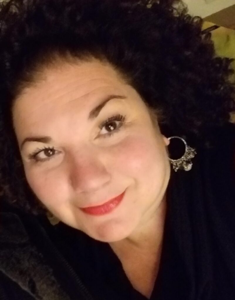 Diane Maytas, LISW-S, art therapy, EMDR; Dialectical Behavior Therapy